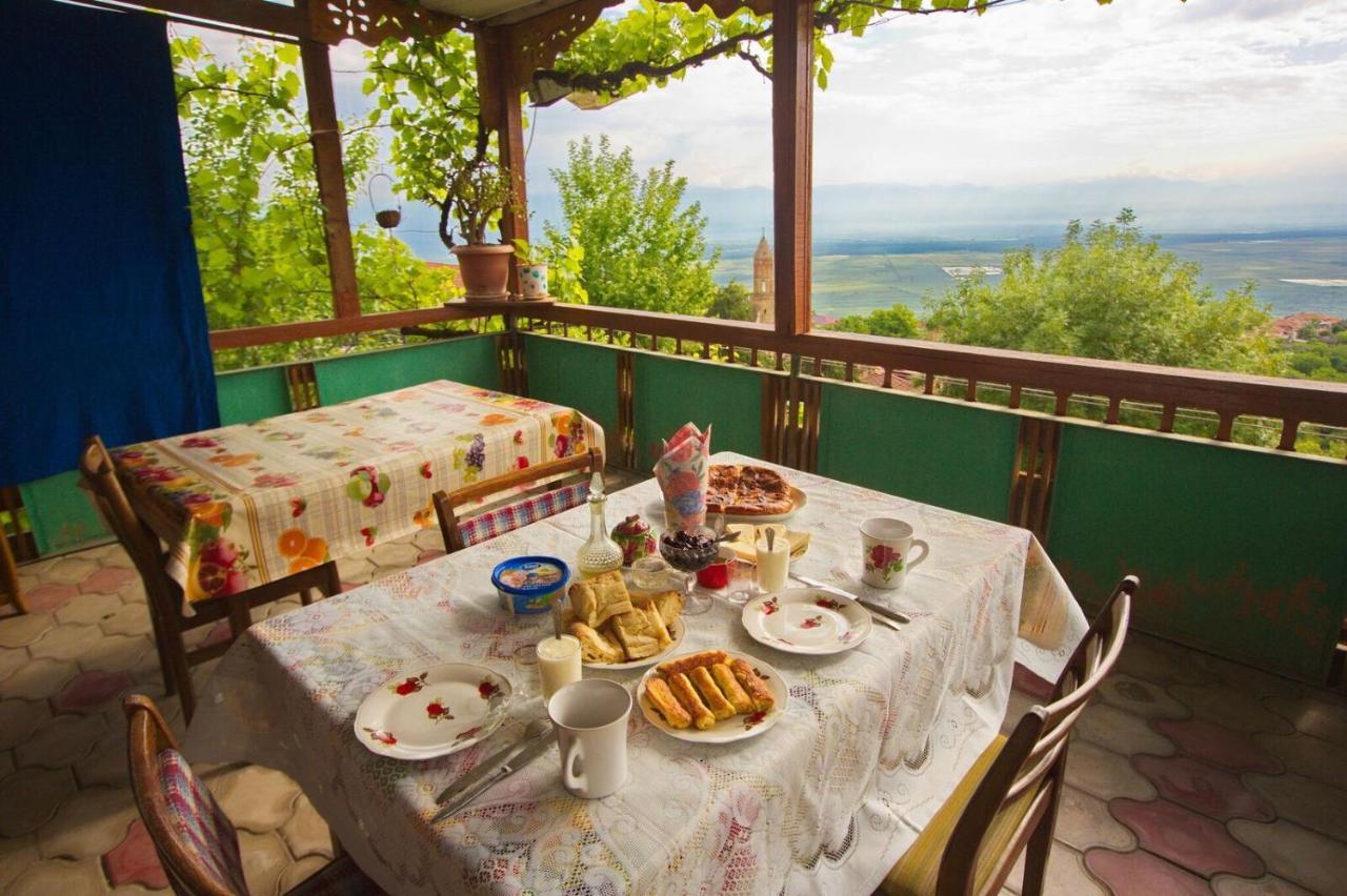 Tsitso & Soso Guesthouse Tsnori Екстер'єр фото